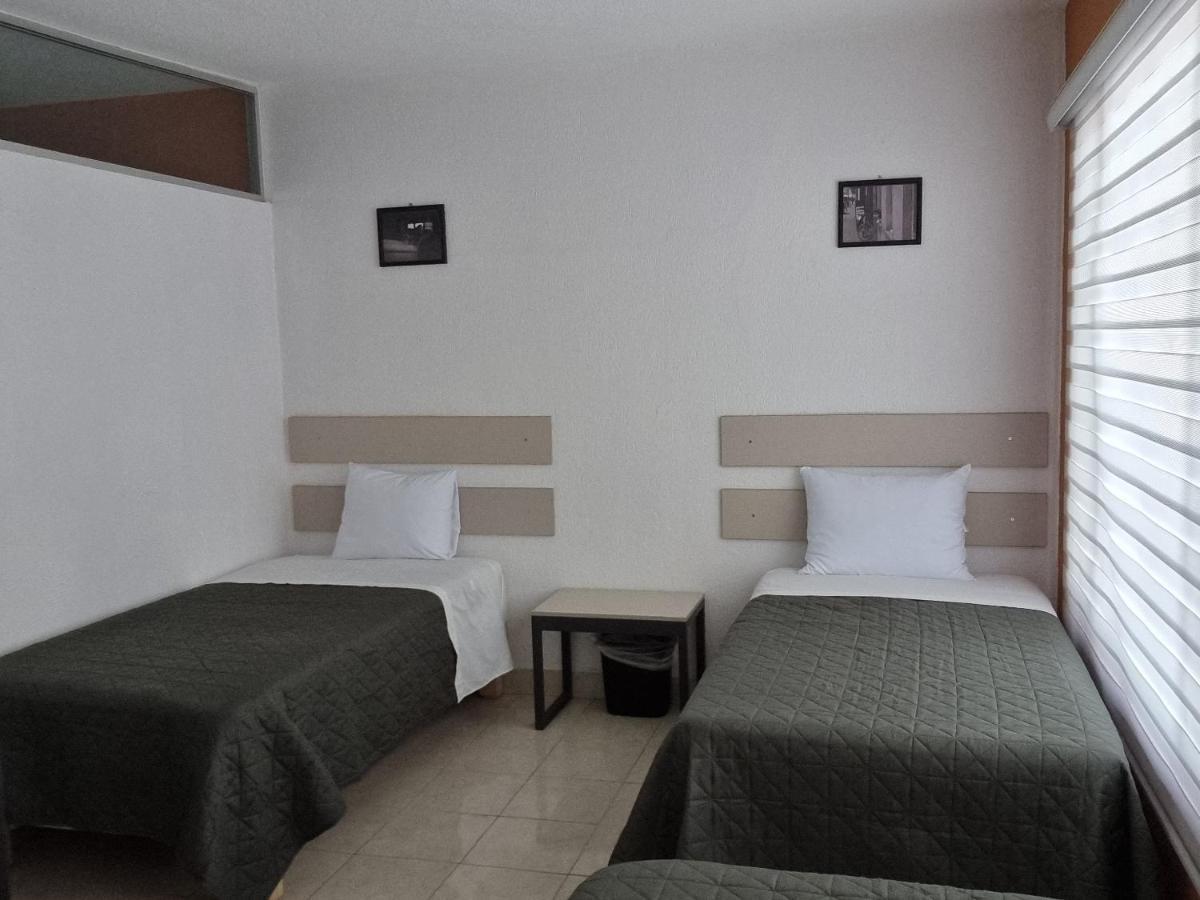 Residencia Ximatario Hotel Queretaro Ngoại thất bức ảnh