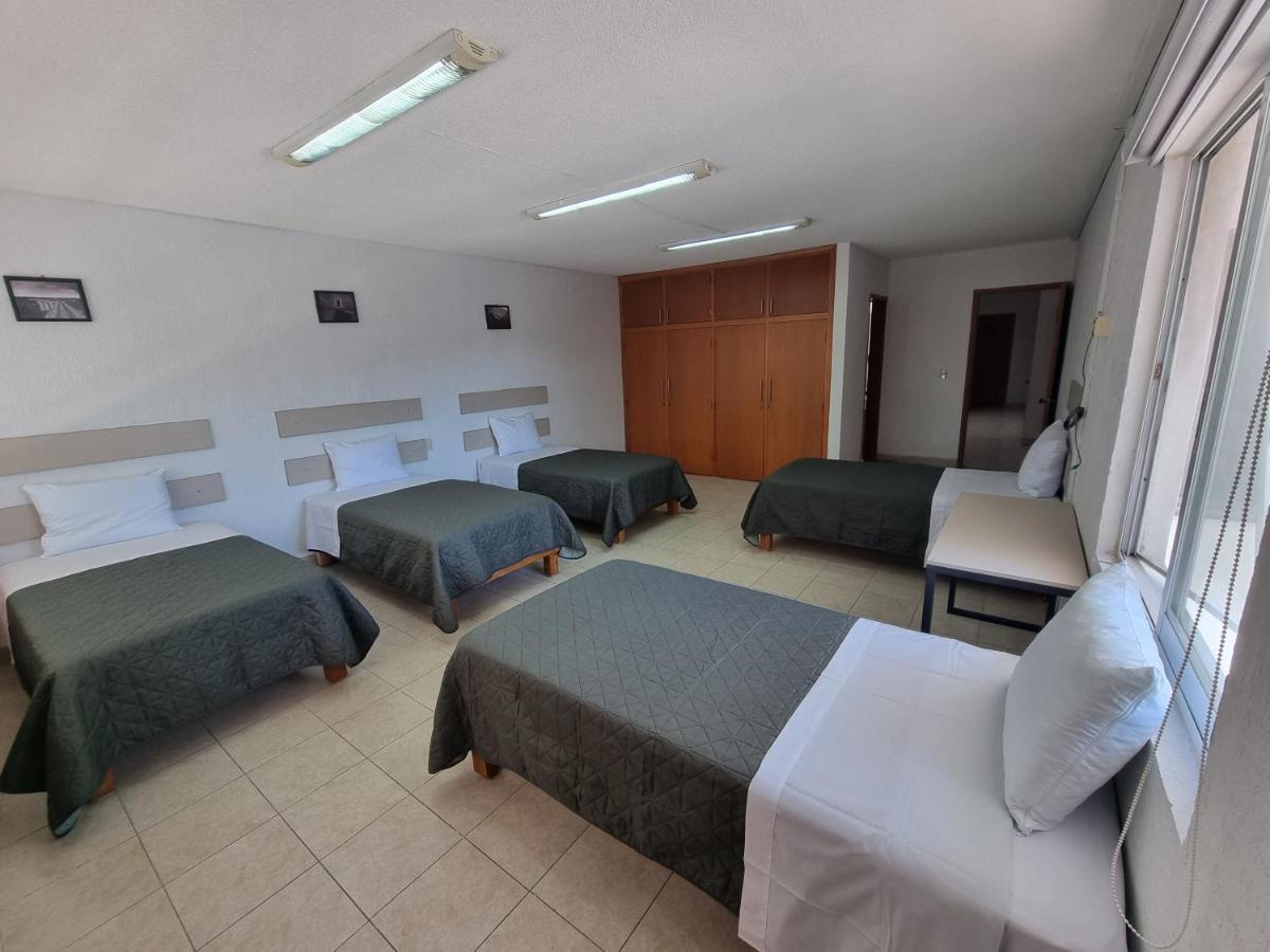 Residencia Ximatario Hotel Queretaro Ngoại thất bức ảnh